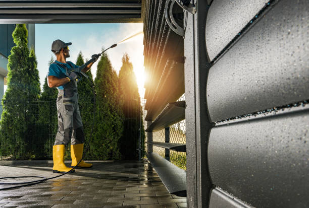 Best Pool Deck Cleaning  in Wild Peach Village, TX